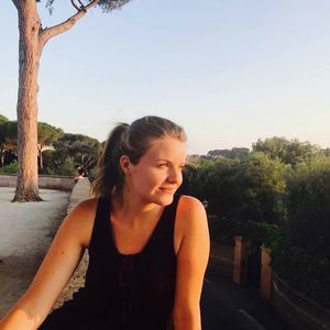 Meet your Posher, Isabella